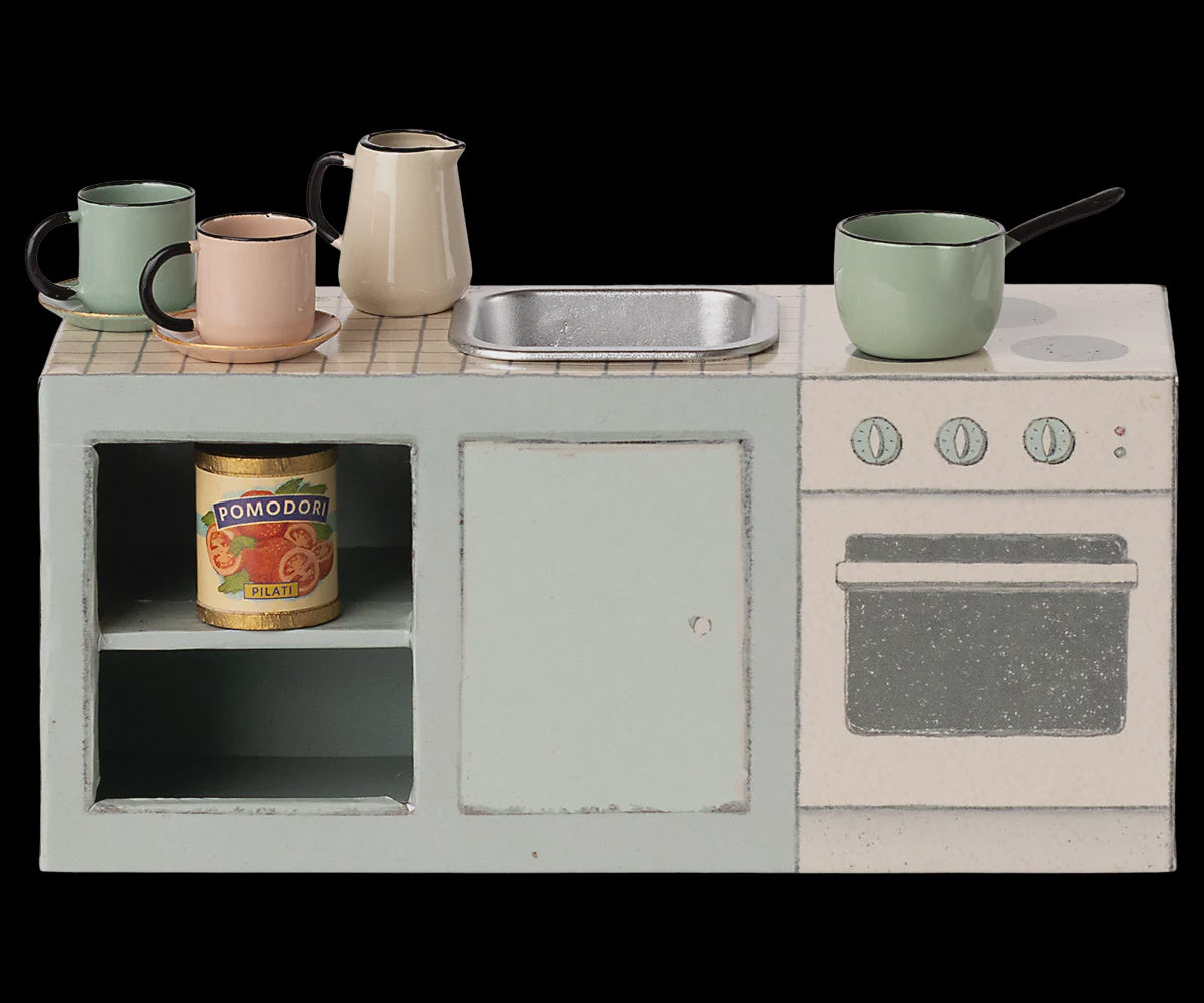 Kitchen Counter, Mouse