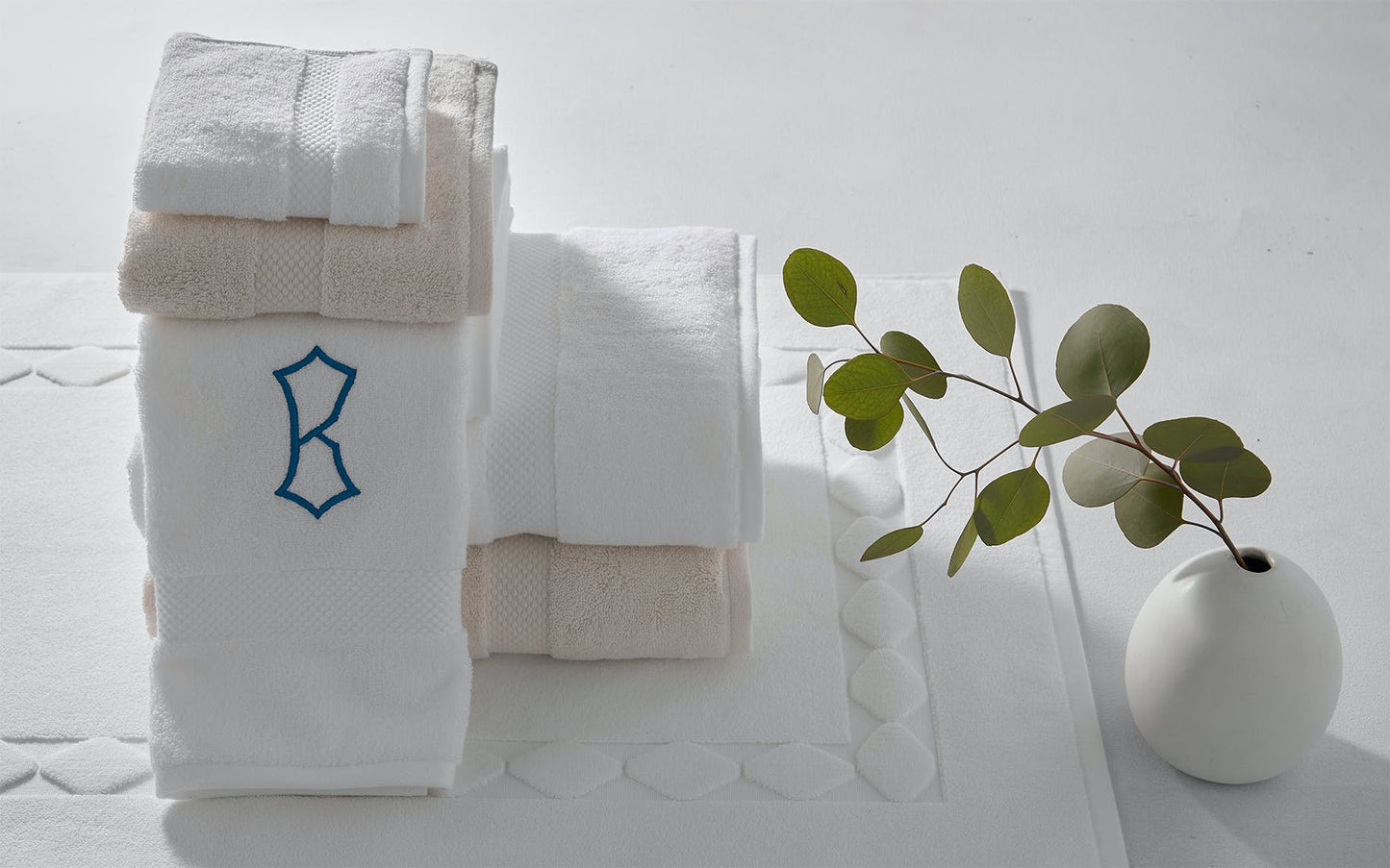 Guesthouse Bath Towels White
