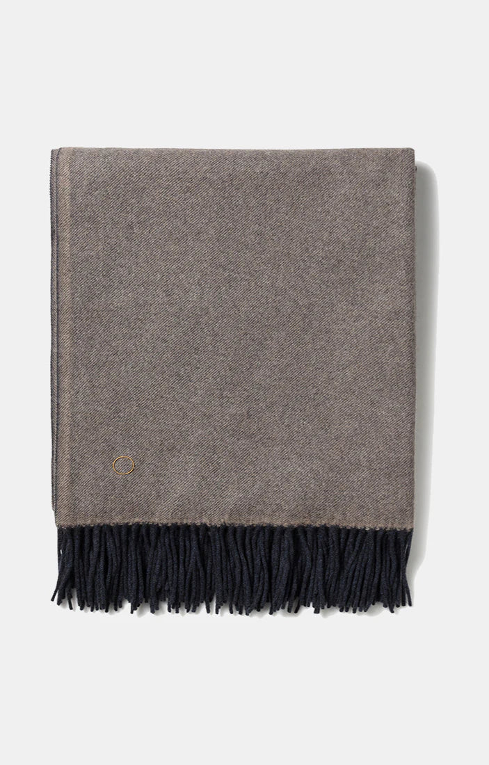 Uno Classic Fringe Two-Tone Cashmere Throw
