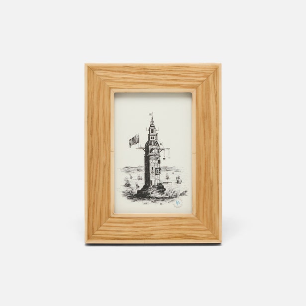 Medford Frame