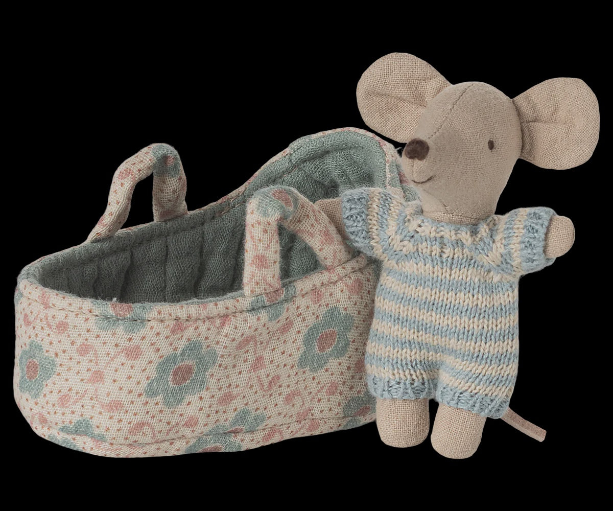 Baby Mouse in Carry Cot