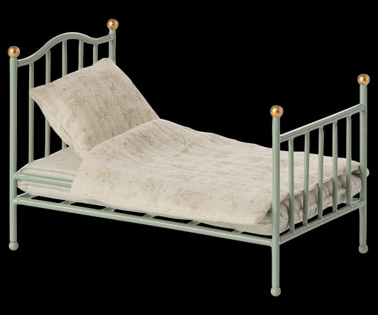 Vintage Single Bed, Mint