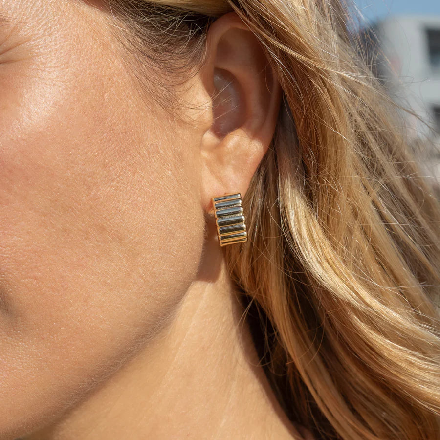 Cierra Hoop Earring
