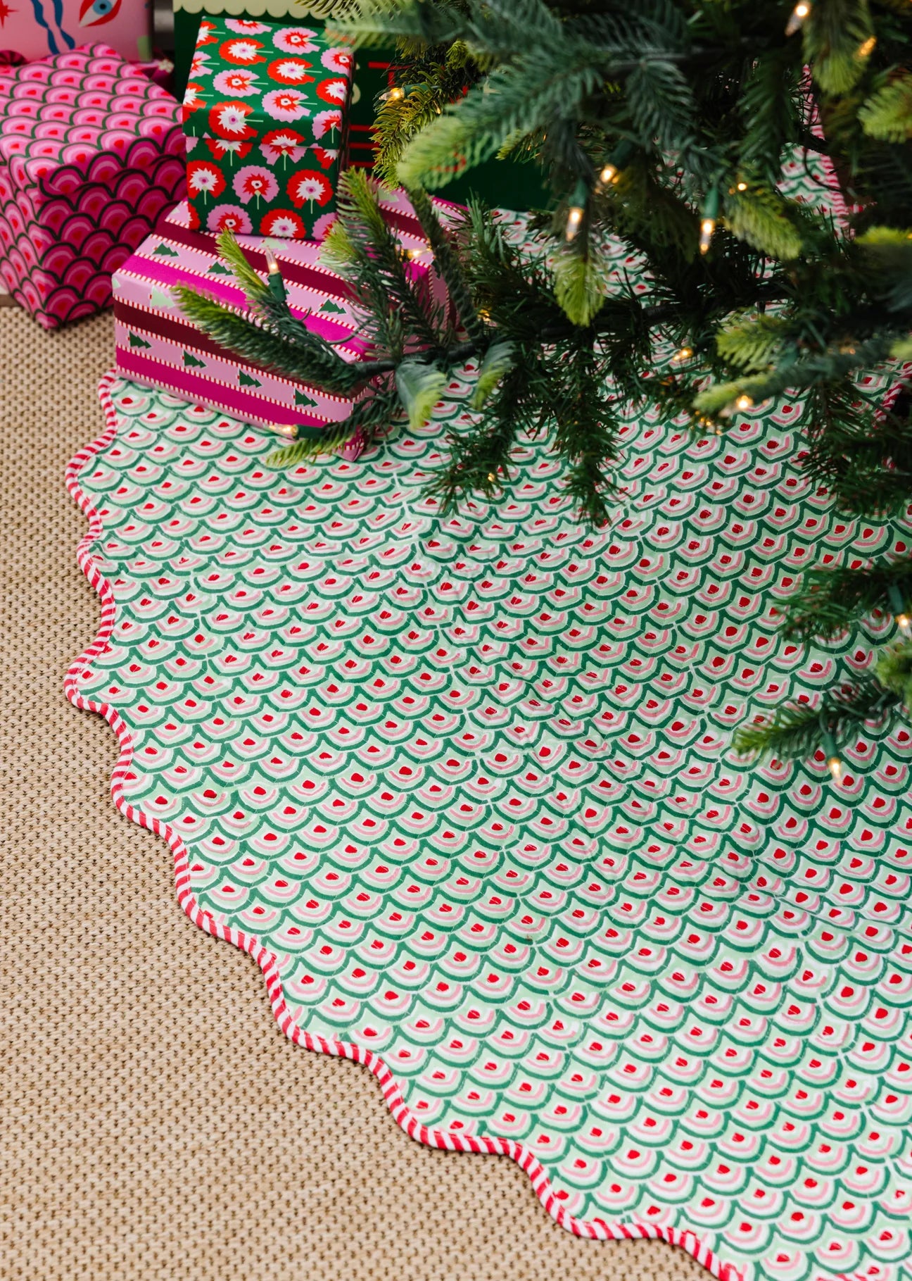 Frostine Tree Skirt