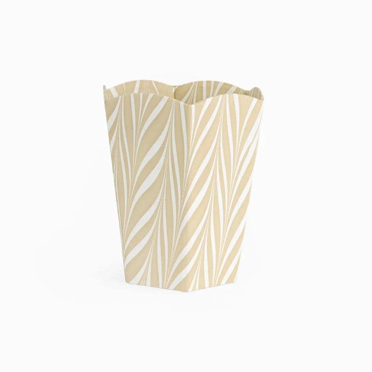 Marbled Scalloped Collapsible Basket