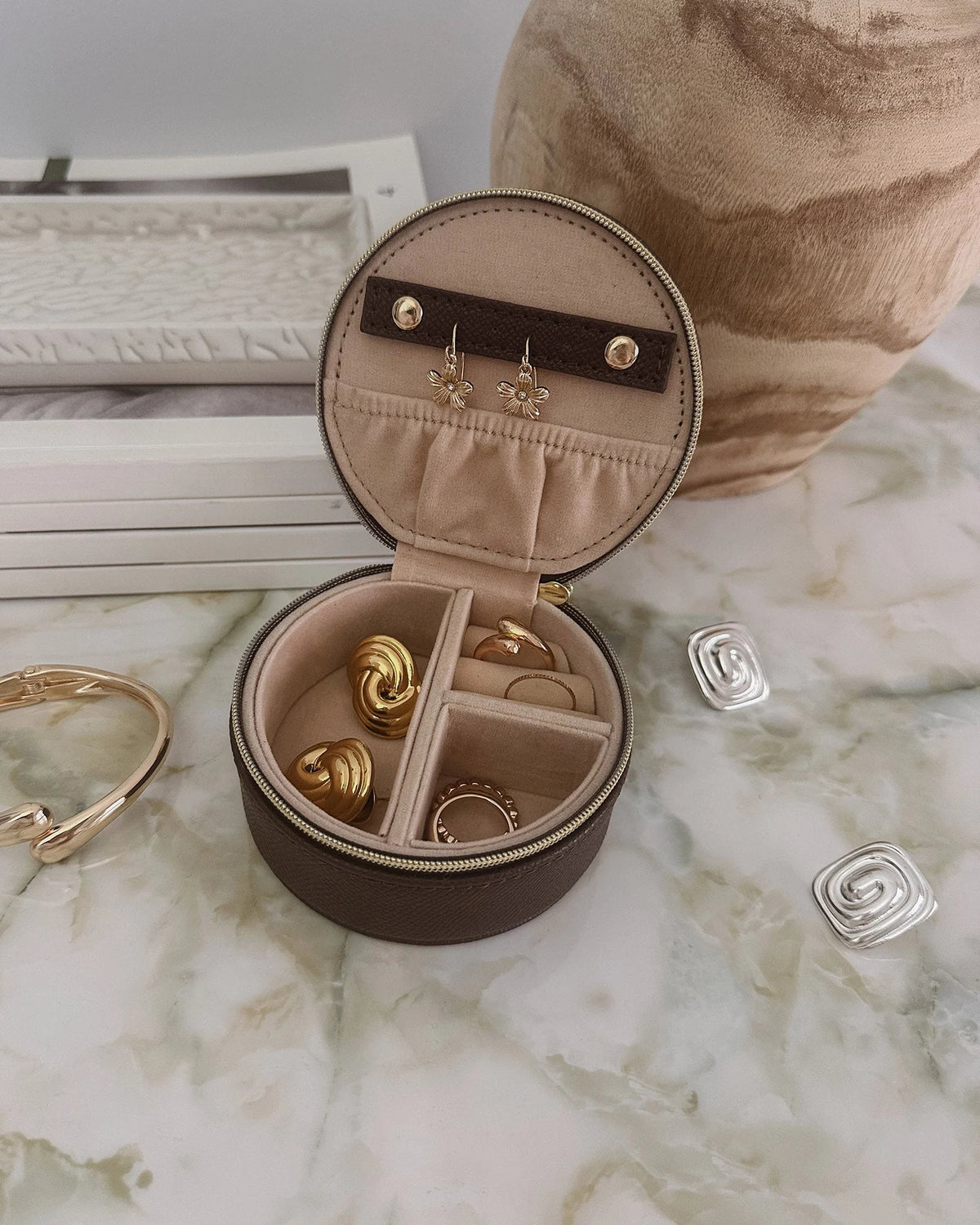 Sisco Jewelry Case