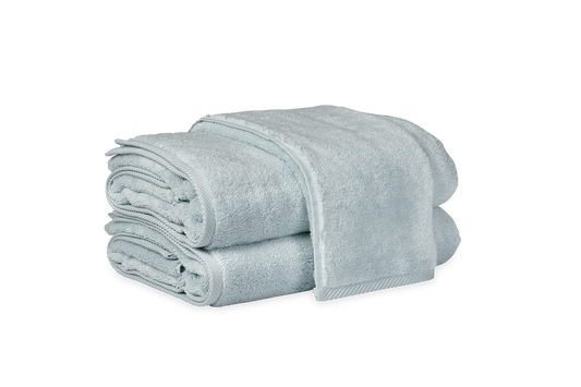 Milagro Bath Towels Pool