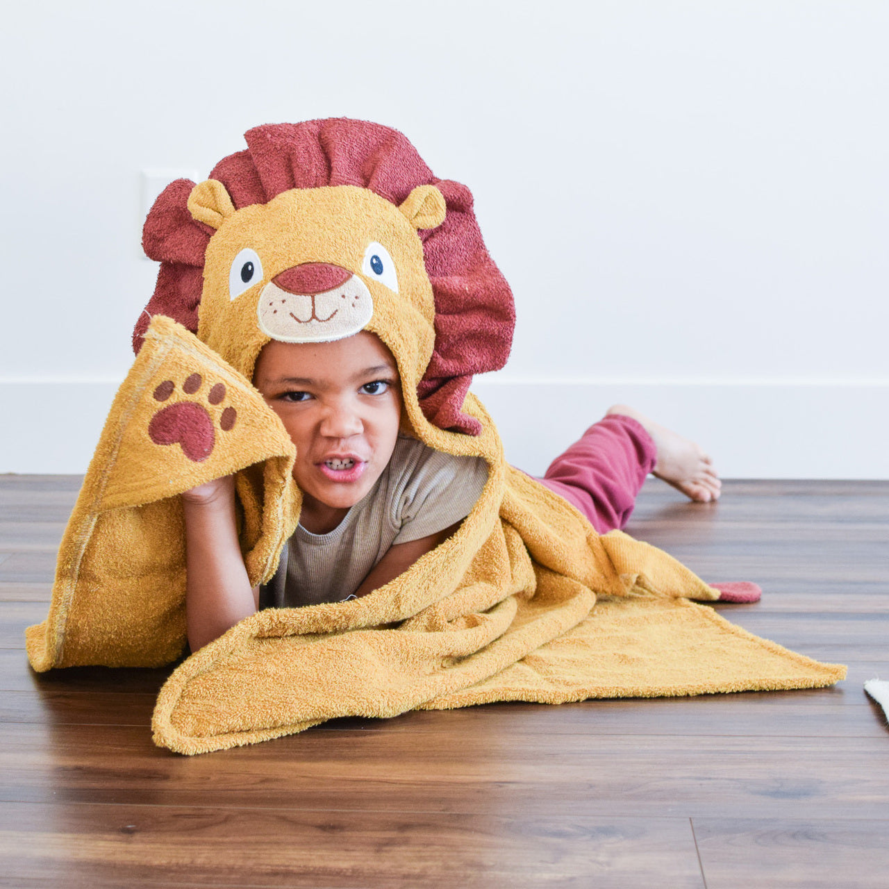 Lion Hooded Towel