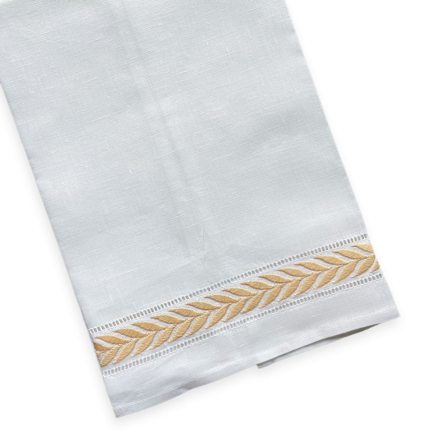 Laurel Leaf Tip Towel