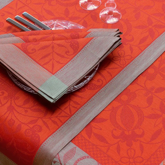 Venezia Runner - Cornelian